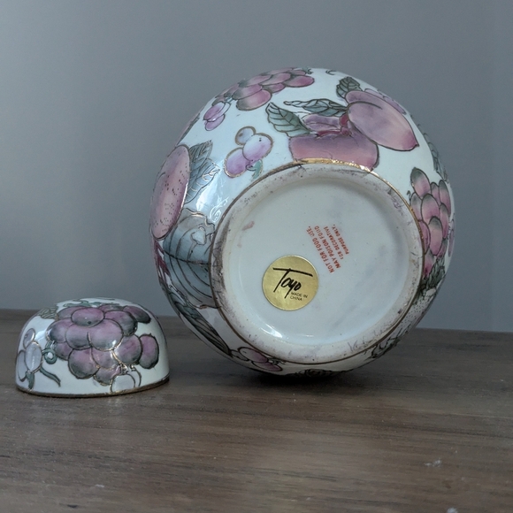 Vintage Toyo Ginger Jar - Picture 4 of 11